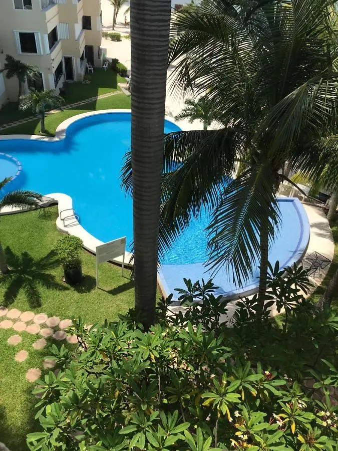 Front Beach Private Room With Shared Bathroom Cancún Apartamento