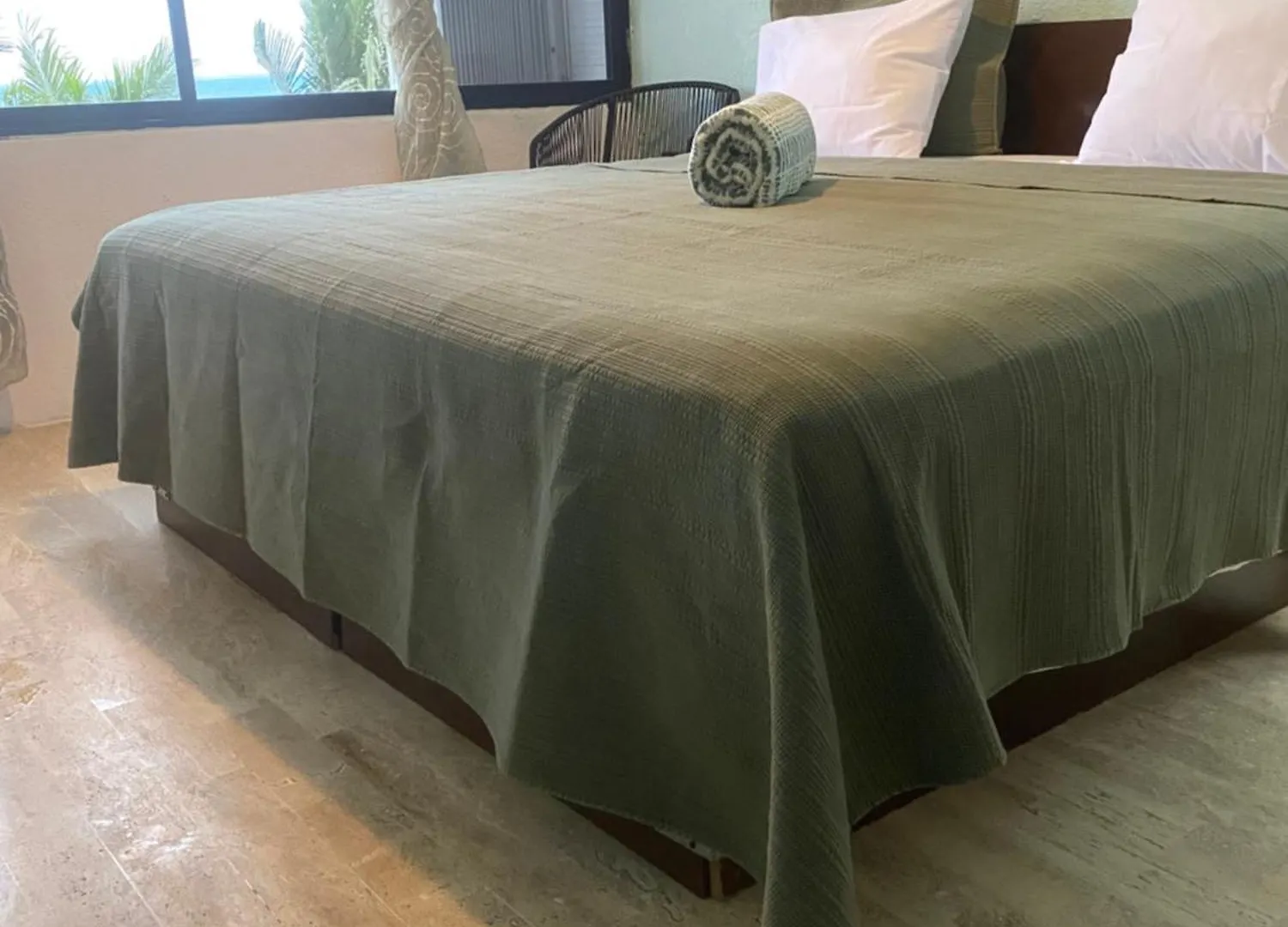 Front Beach Private Room With Shared Bathroom Cancún México